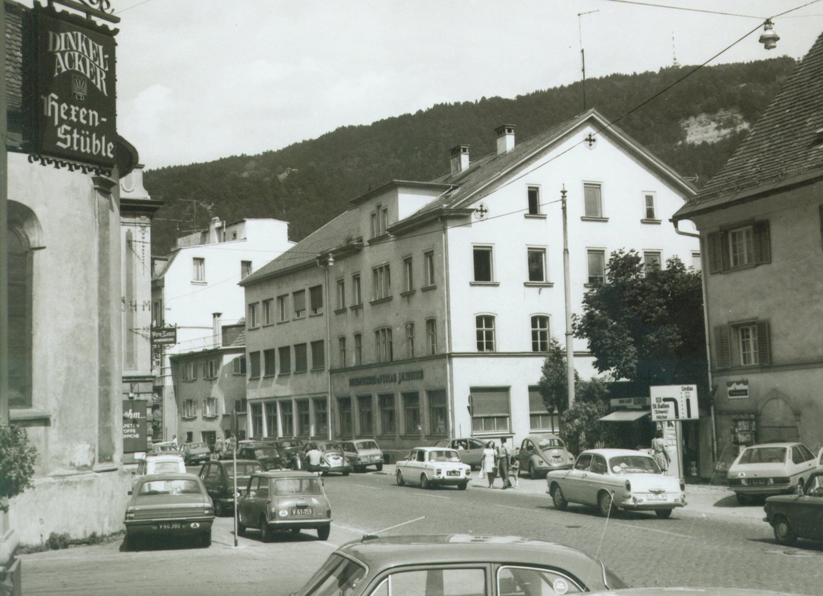 Blick in die Kornmarktstraße in Bregenz 1972